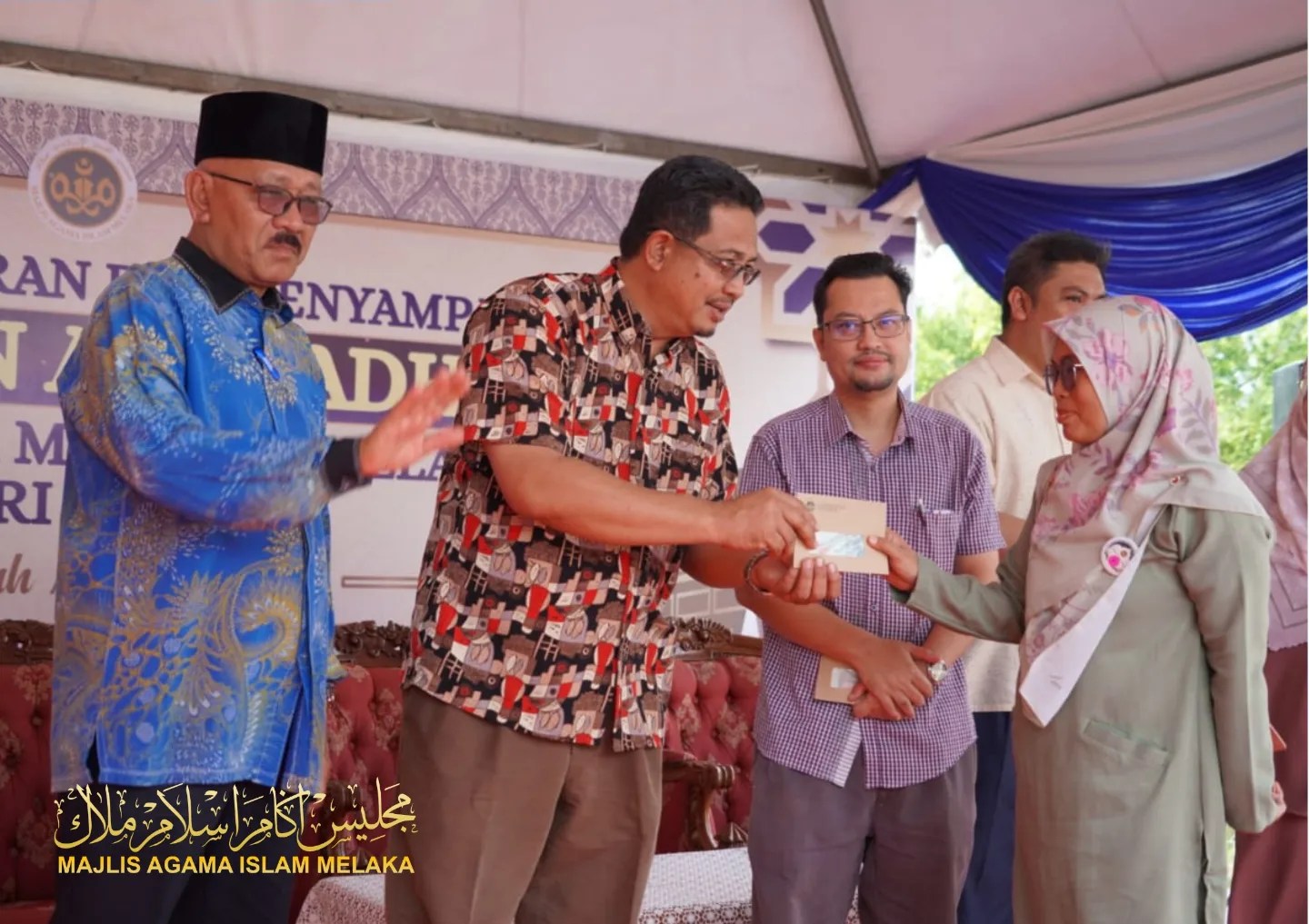 Penyampaian Bantuan Hari Raya Aidil Adha Kepada Asnaf Fakir, Miskin dan Mualaf Majlis Agama Islam Melaka 